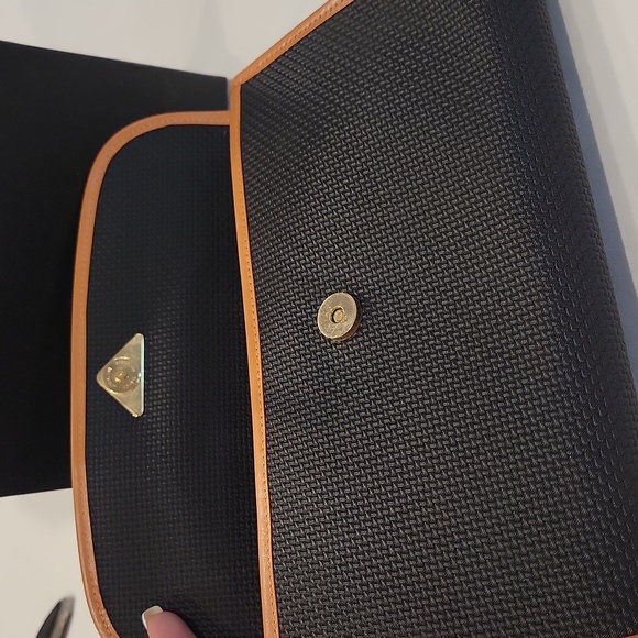 NEW & Authentic YSL Clutch bag with box - Picture 6 of 12